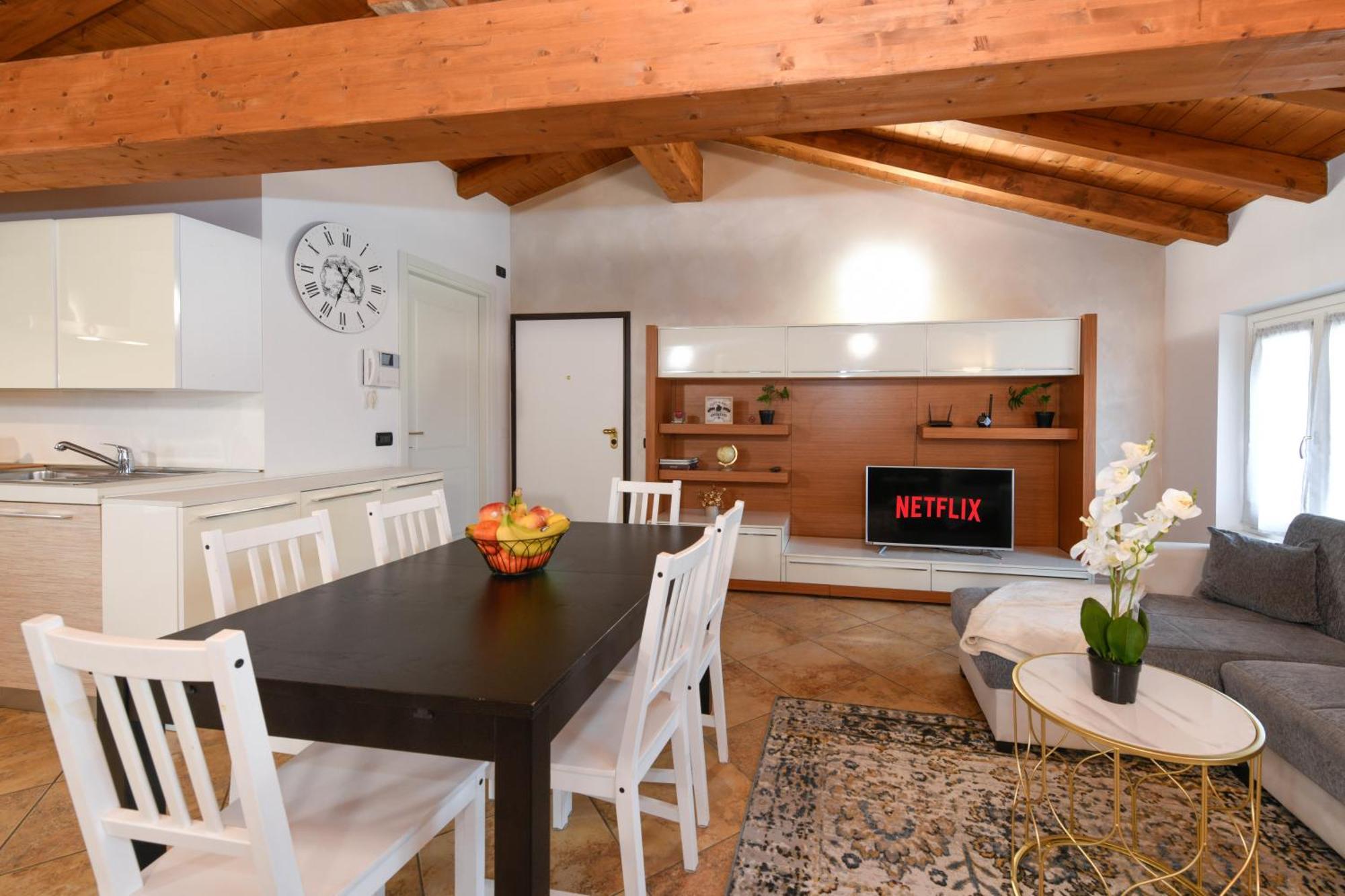 Wendy Apartment- Twobedroom & Pool & Parkprivatefree & Sports Desenzano del Garda Exterior foto
